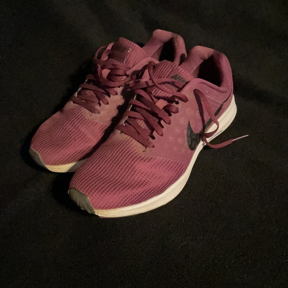 Women’s Nike Downshifter 7 Running - Picture 2 of 7